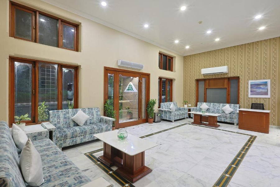hotel apex surat