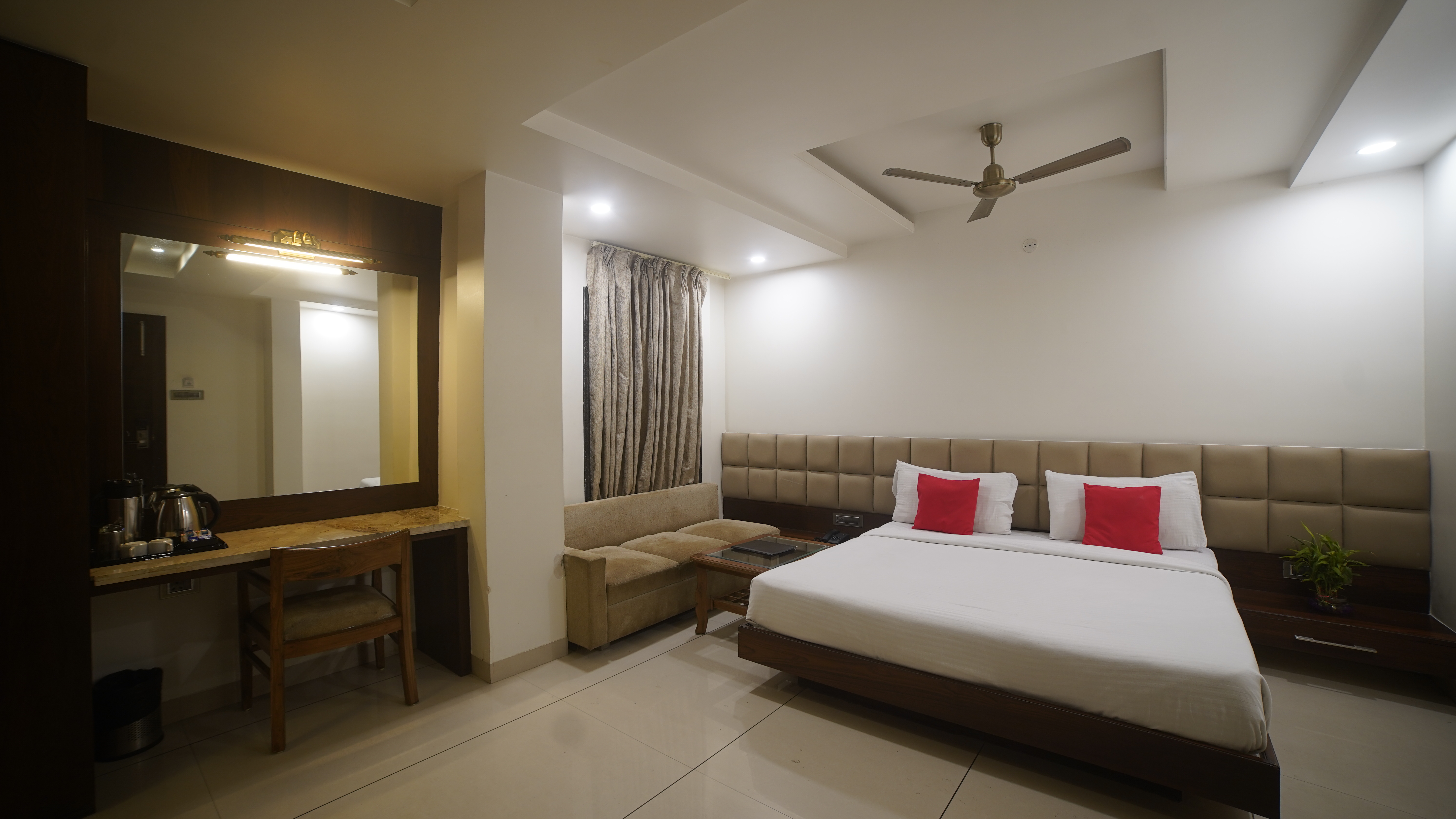 hotel jewel palace