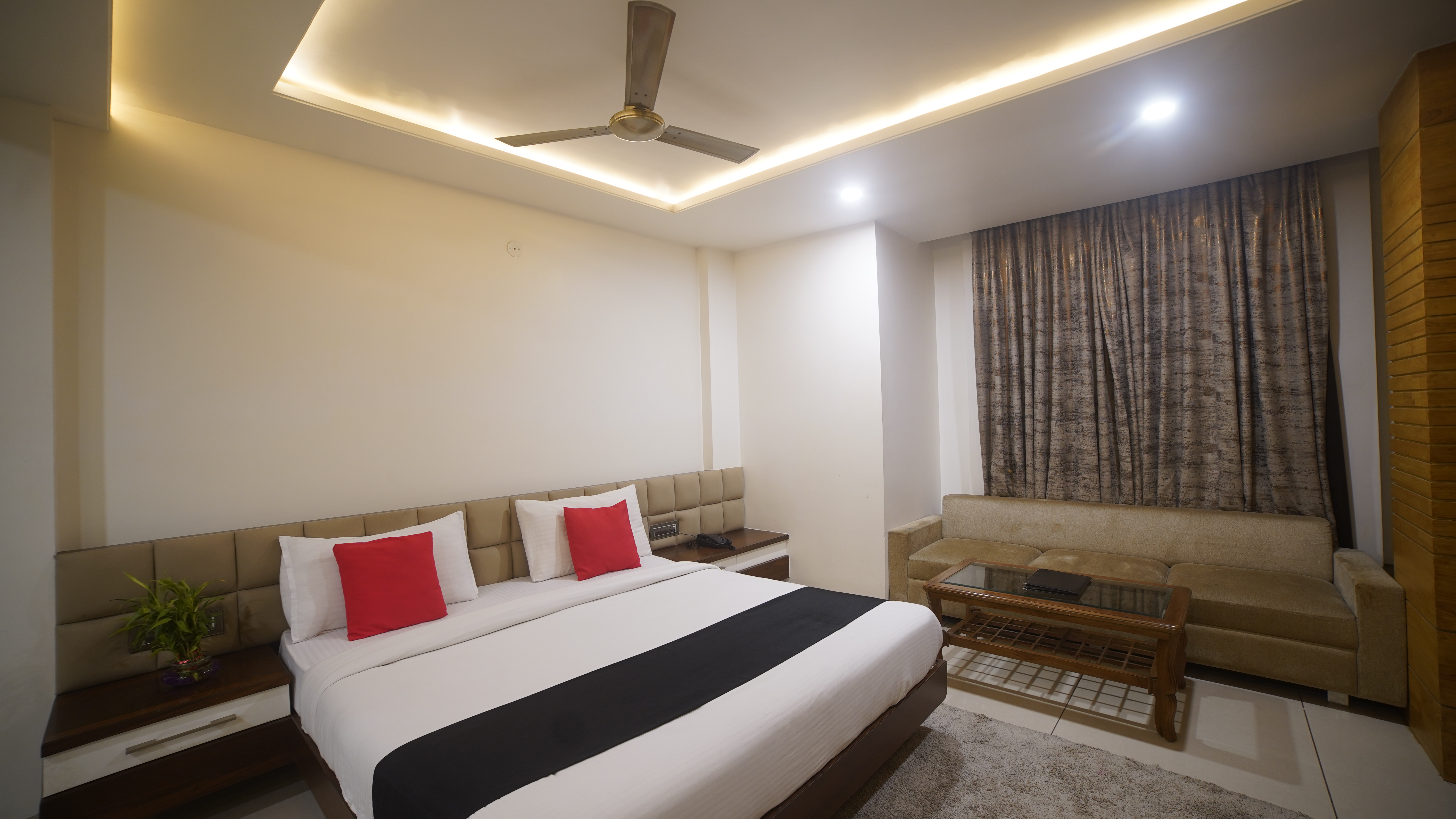 hotel jewel palace