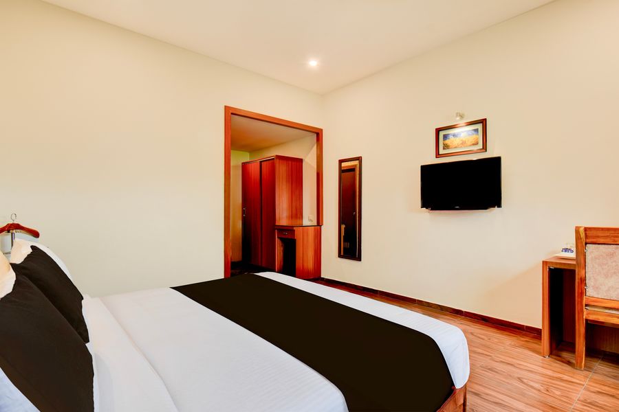 super townhouse oak sri mahadeshwara convention centre formerly shri aprameya resort