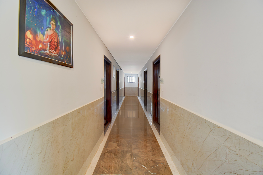 super townhouse oak sri mahadeshwara convention centre formerly shri aprameya resort