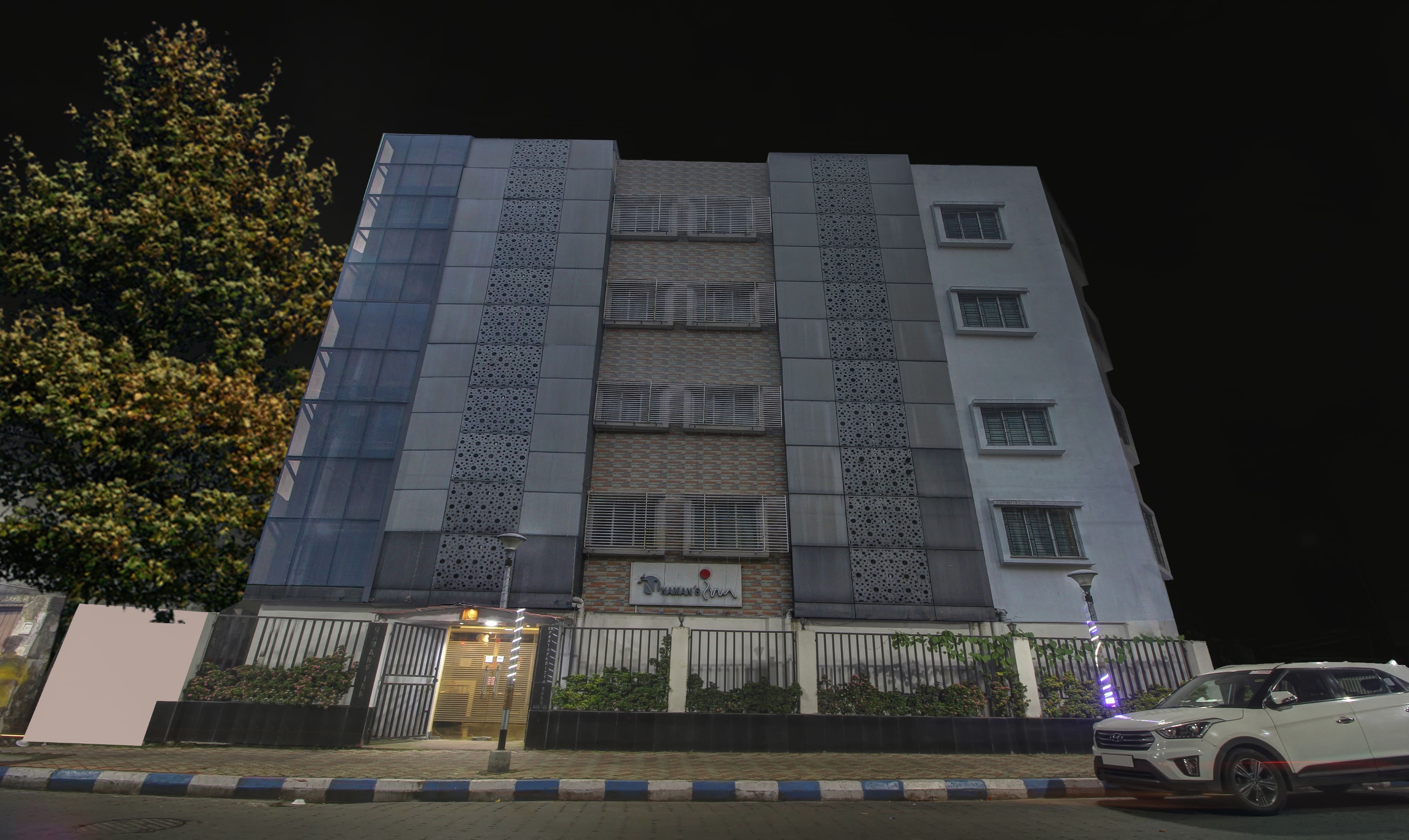 Treebo Naman's Inn,Garden Reach>>Kolkata,3 star