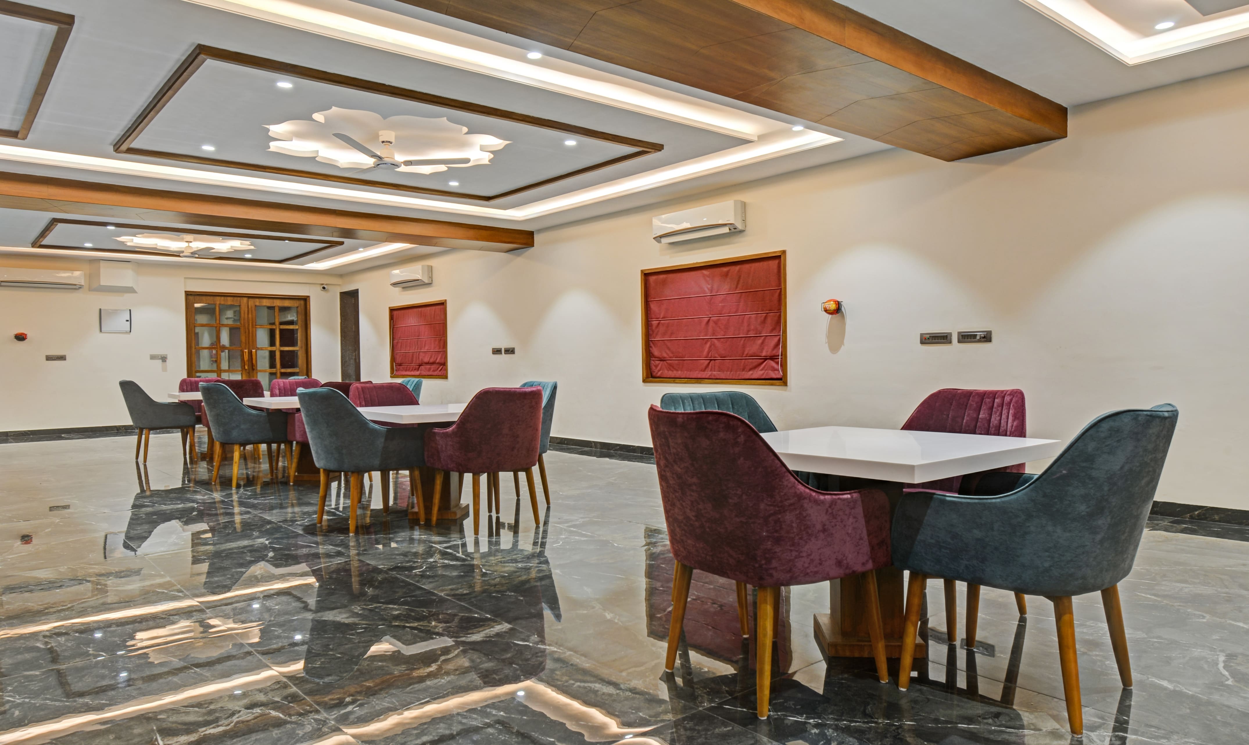 Treebo Z,Kota>>Bhilwara,4 star