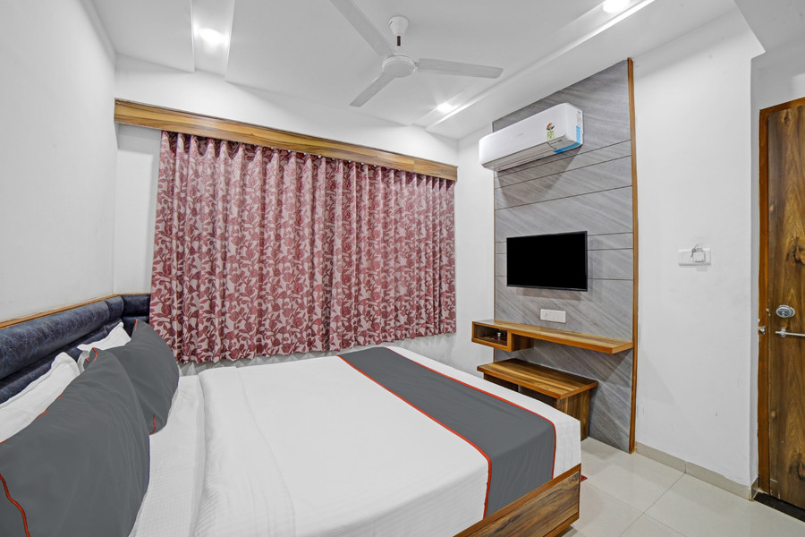 hotel tapovan in
