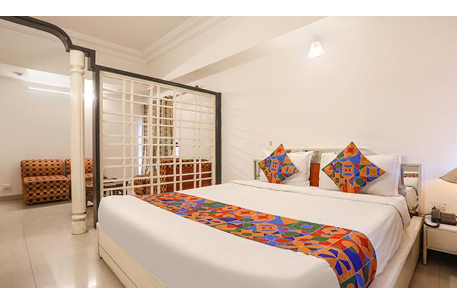 fabhotel darshan tower ca road