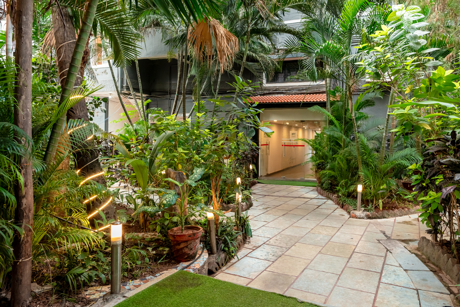 magnum resorts near candolim beach