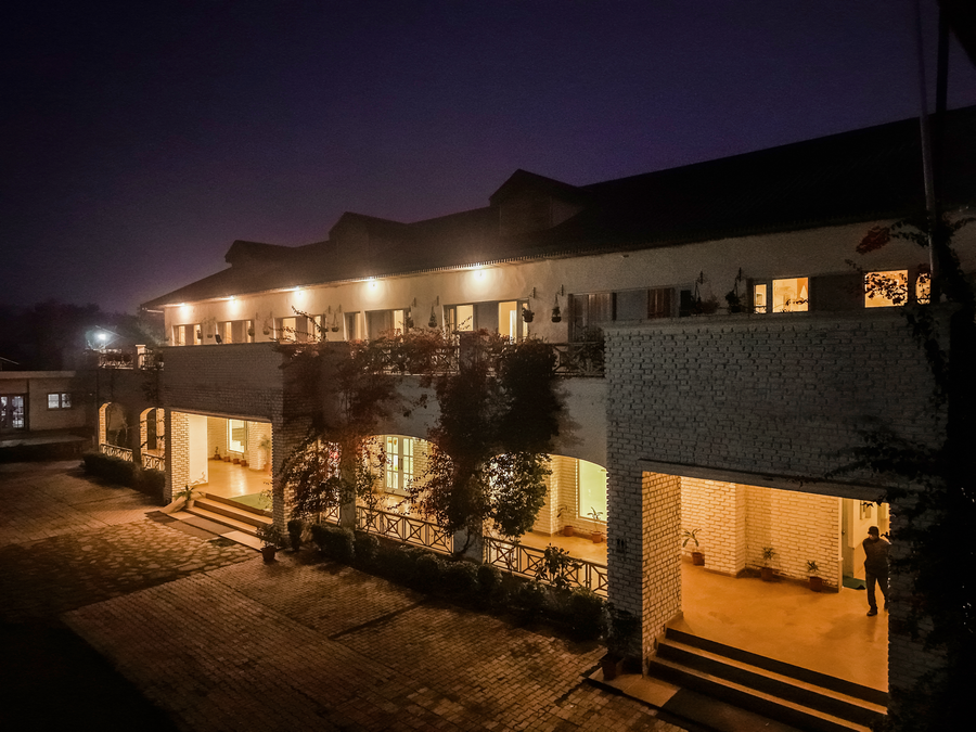 hotel sarai bharatgarh