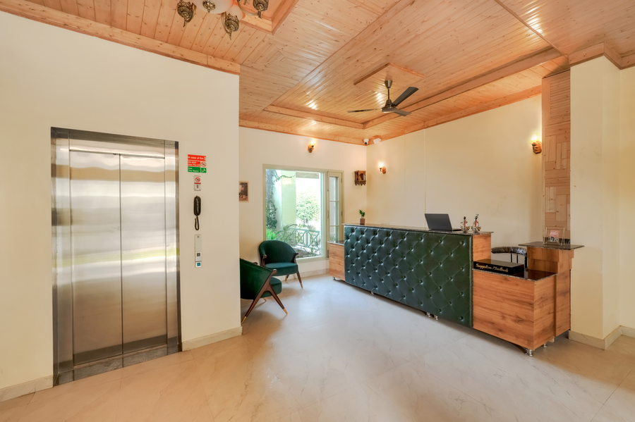 hotel sarai bharatgarh