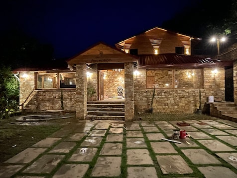 The Pear Orchard By Countryside,Naukuchia Tal Rd, Siloti Pant, Uttarakhand 263136,4 star
