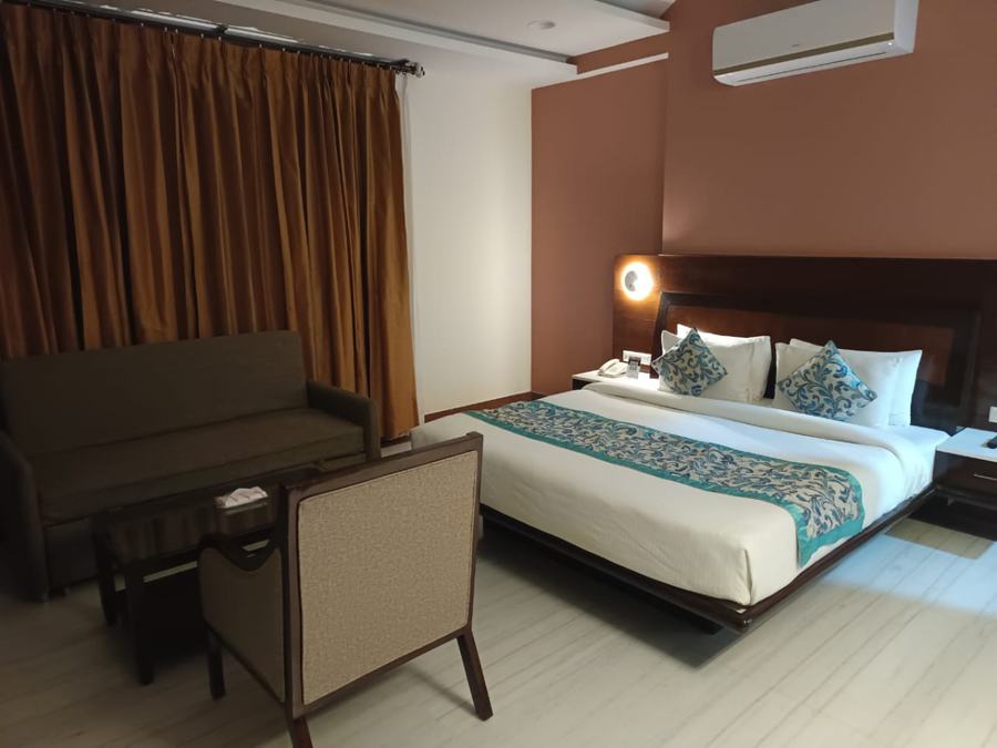 hotel yois