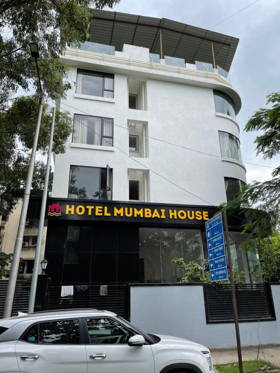 Hotel Mumbai House Ghansoli, Navi Mumbai