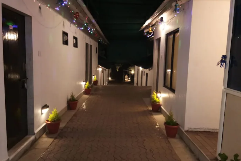 The Shanti Sadan Cottages,Near Main Market, Mahabaleshwar ,3 star