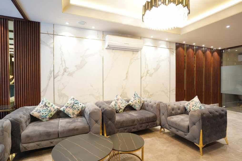 Hotel Magnum,Queen's Road,3 star