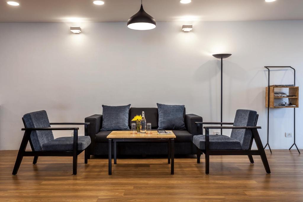 Upar Hotels Indiranagar,Karnataka>>Bengaluru,3 star