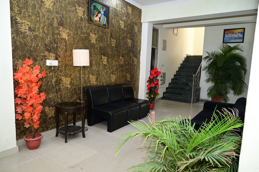 hotel krishna pride