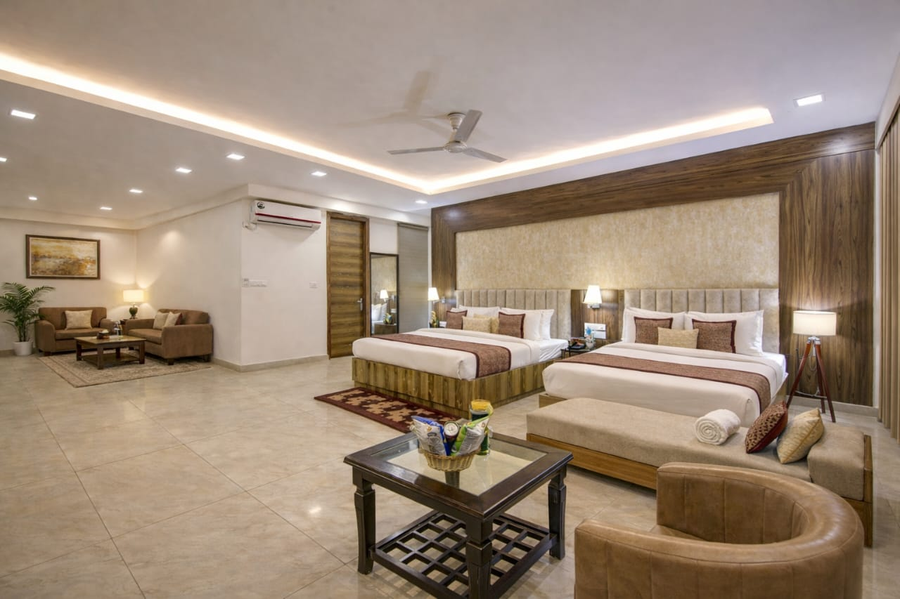 hotel prithvi palace