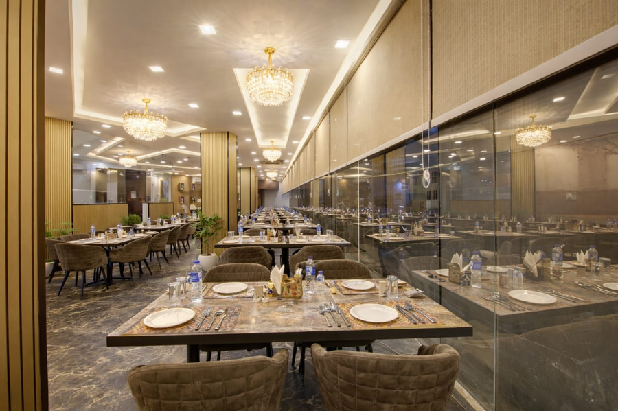 hotel prithvi palace