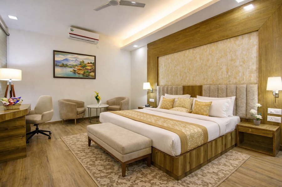 hotel prithvi palace