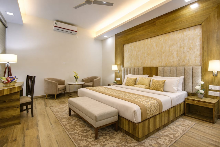 hotel prithvi palace