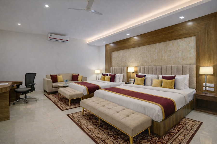 hotel prithvi palace