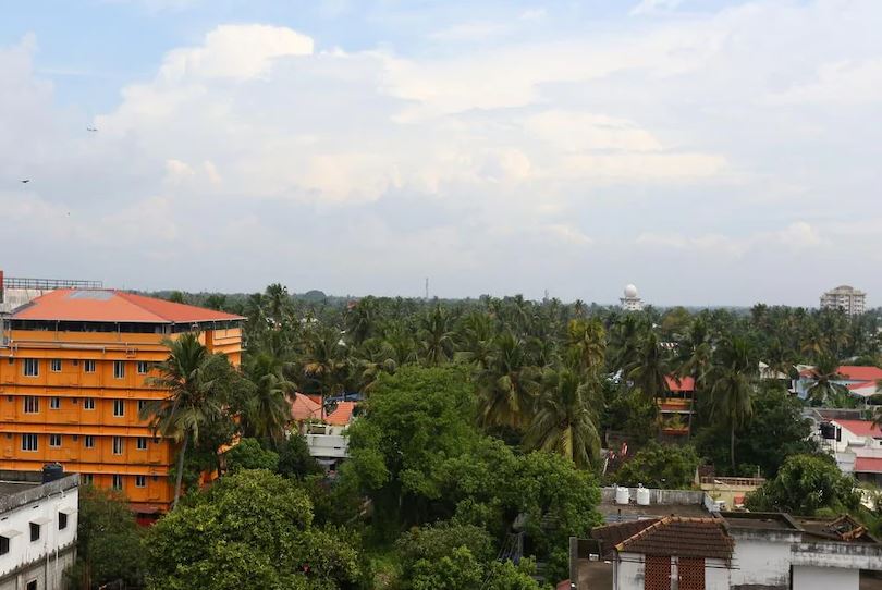Bellwether Hotels,Thoppumpady,3 star