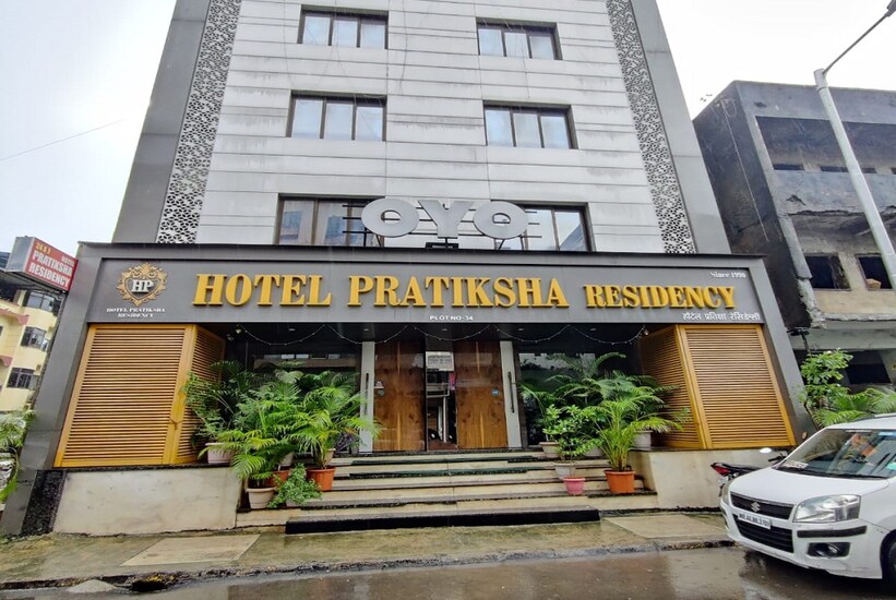 hotel pratiksha residency