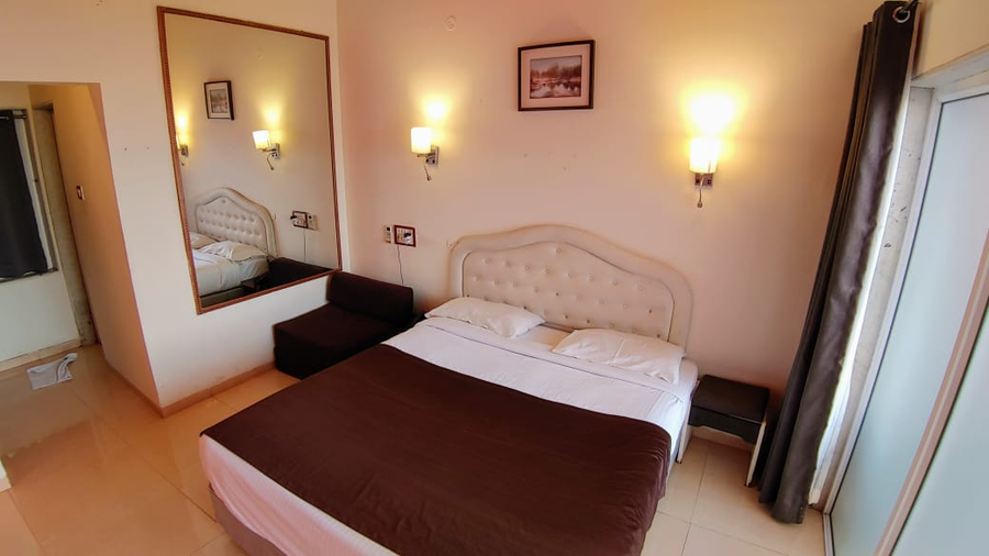 whispering woods resort lonavala