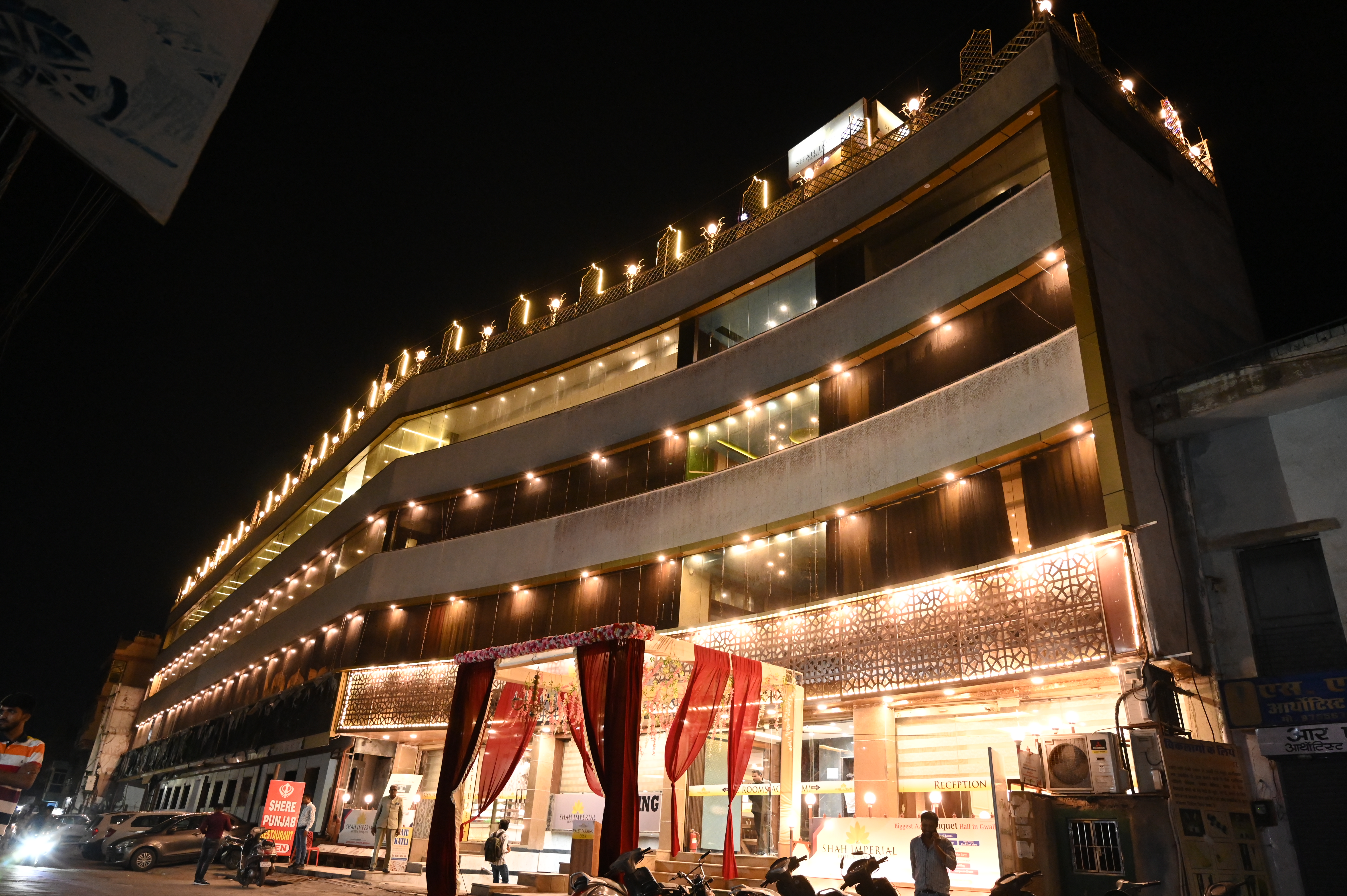 The Shah Imperial,Shinde Ki Chhawani,3 star