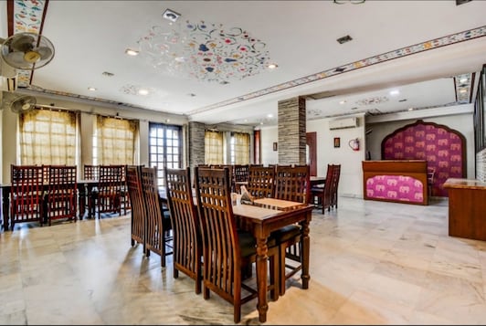 Hotel Lichana Haveli,Sikar Road,3 star