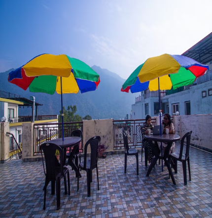 Triple One Hostel And Hotel, Rishikesh - Near Pushkar Lake