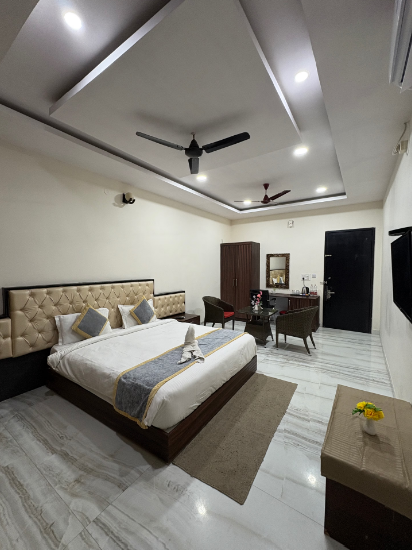 saanaira resorts and spa