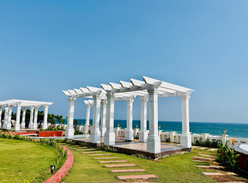 saanaira resorts and spa