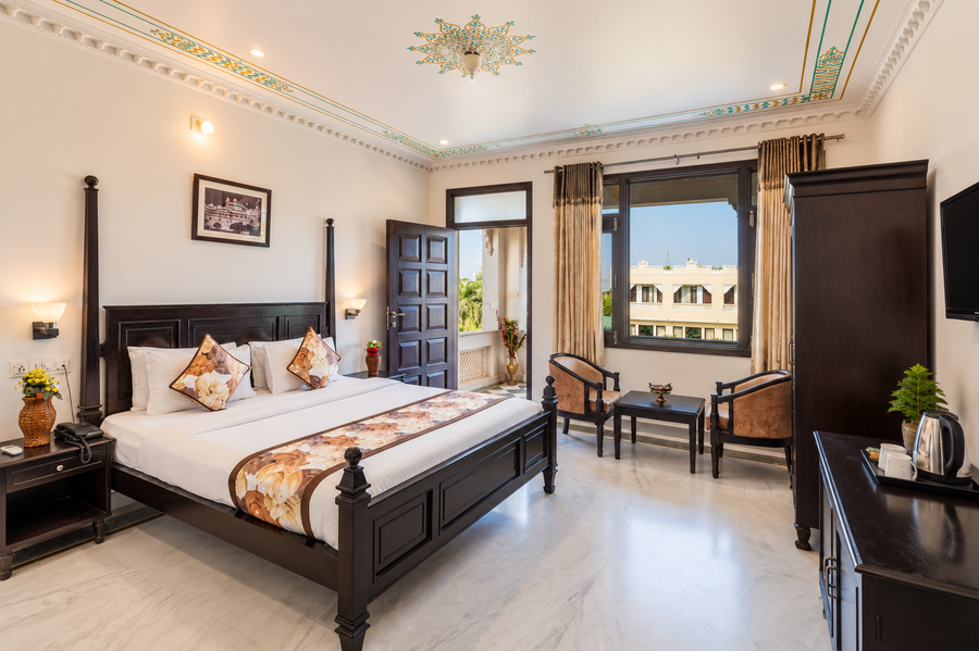 hill garden resort near fateh sagar udaipur