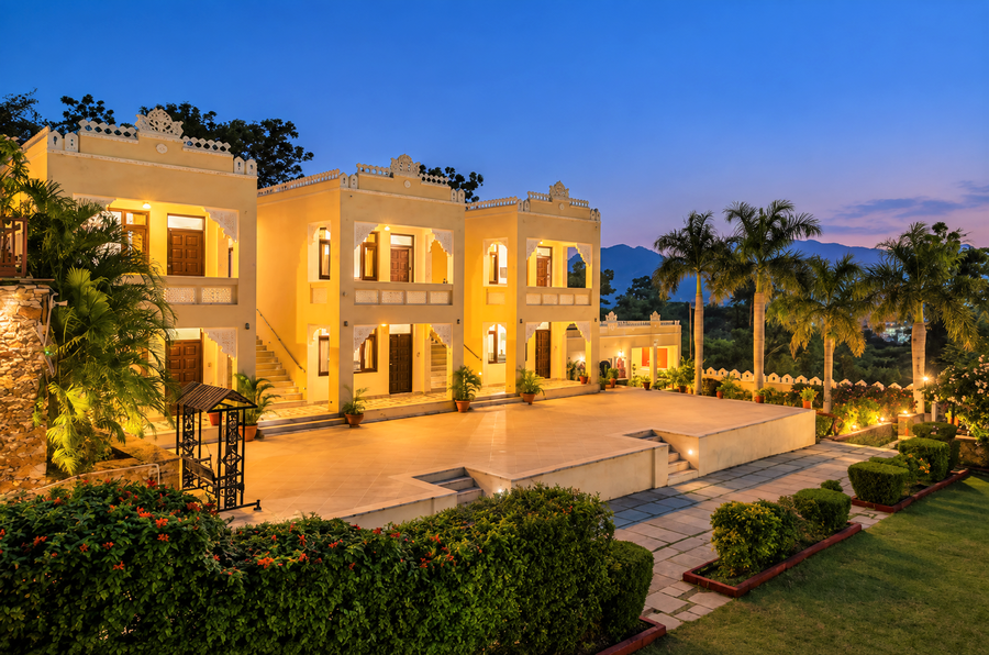 hill garden resort near fateh sagar udaipur