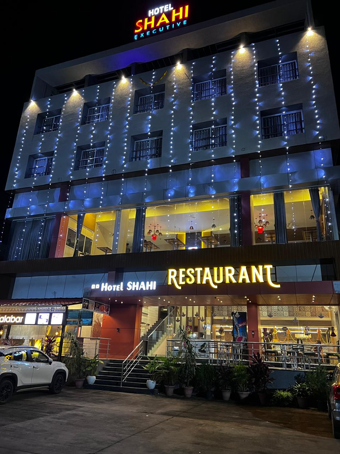 Hotel Shahi Executive,Near Nh4 Highway,3 star