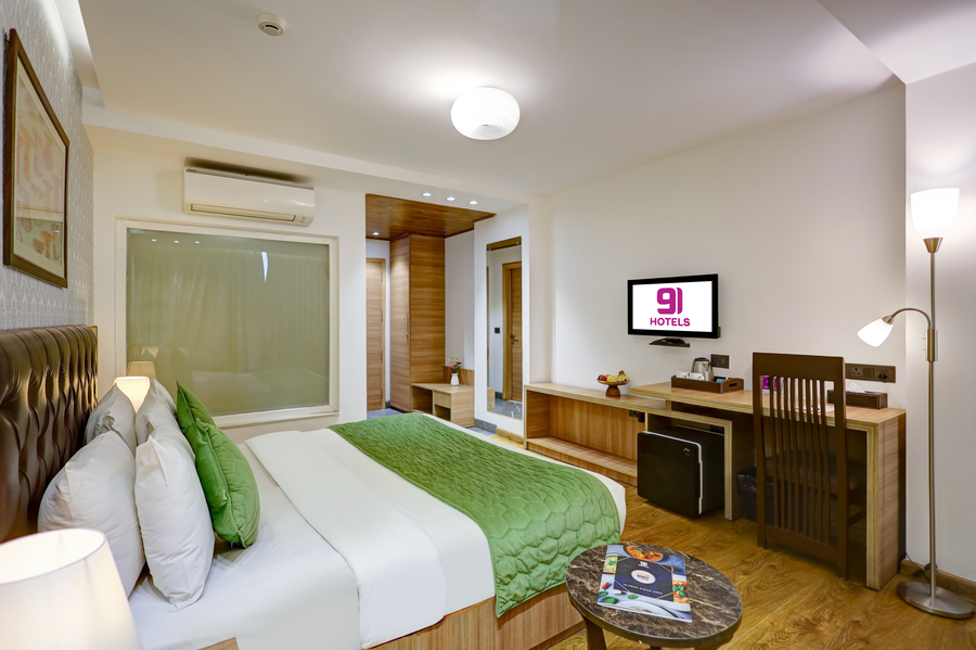 hotel 91 huda city center