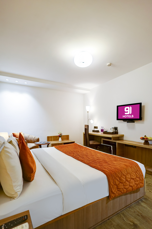 hotel 91 huda city center