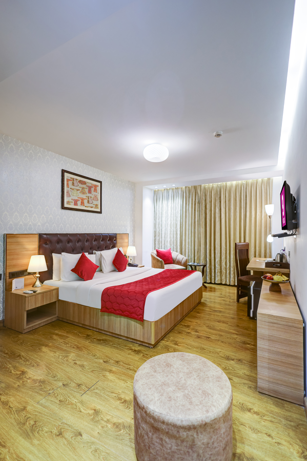 hotel 91 huda city center
