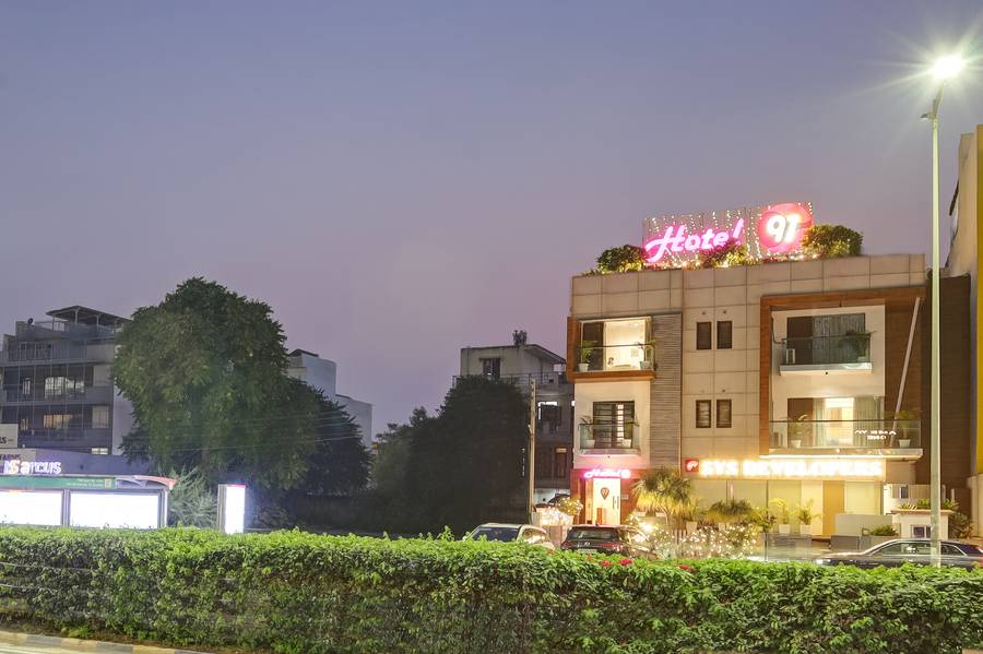 Hotel 91 Golf Course Road,Golf Course Road,3 star