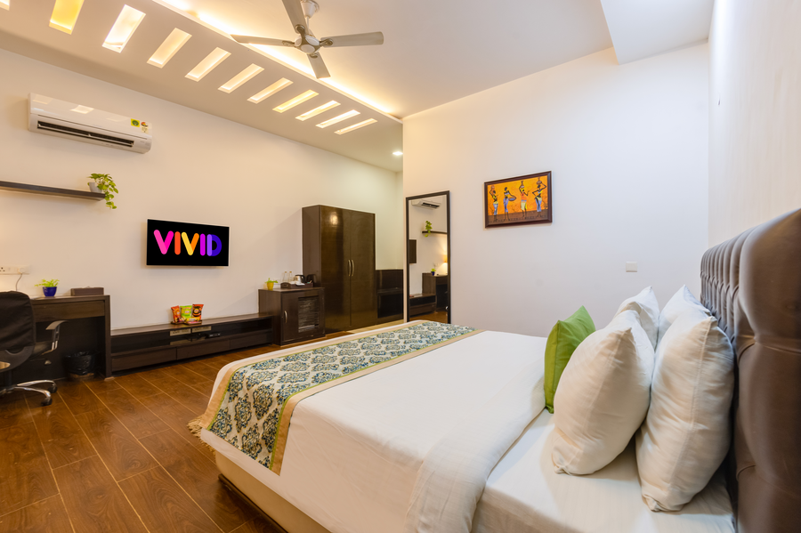 vivid boutique hotel medanta gurugram