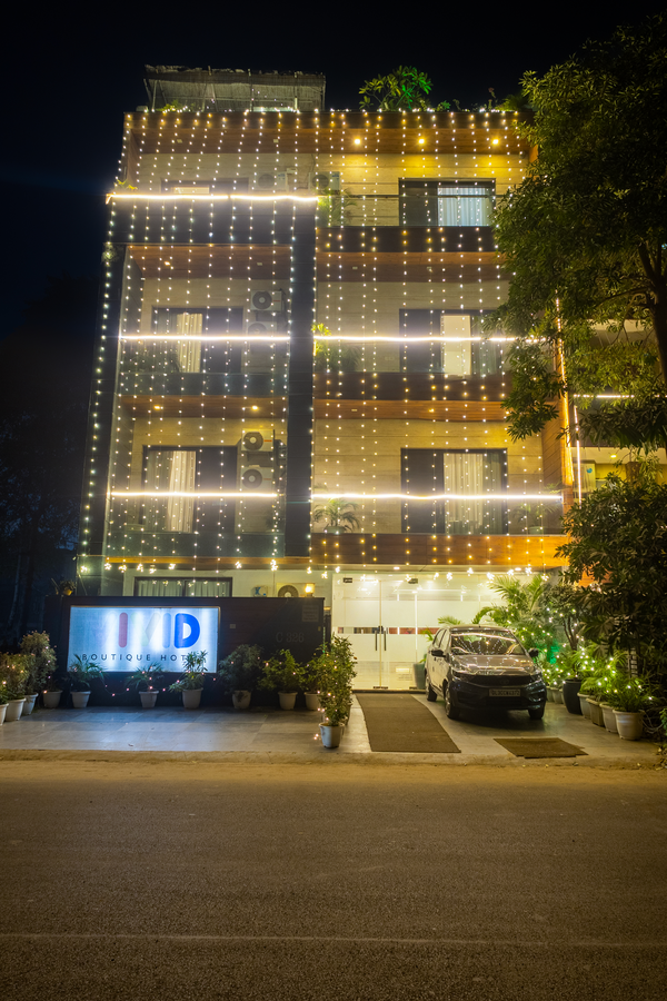 vivid boutique hotel medanta gurugram