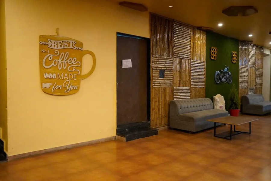 orange eye resort