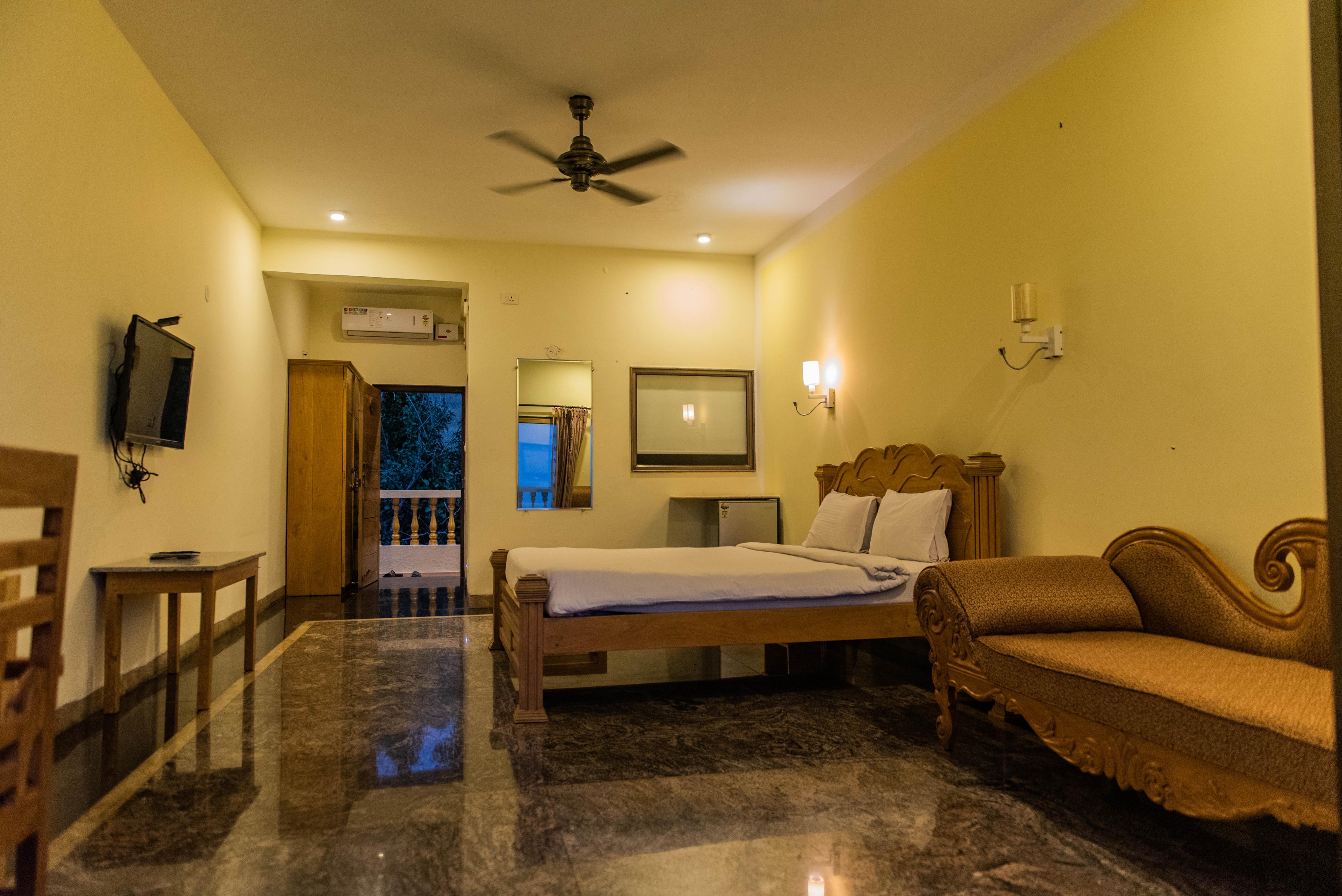 aulakhs the great ocean view hotel