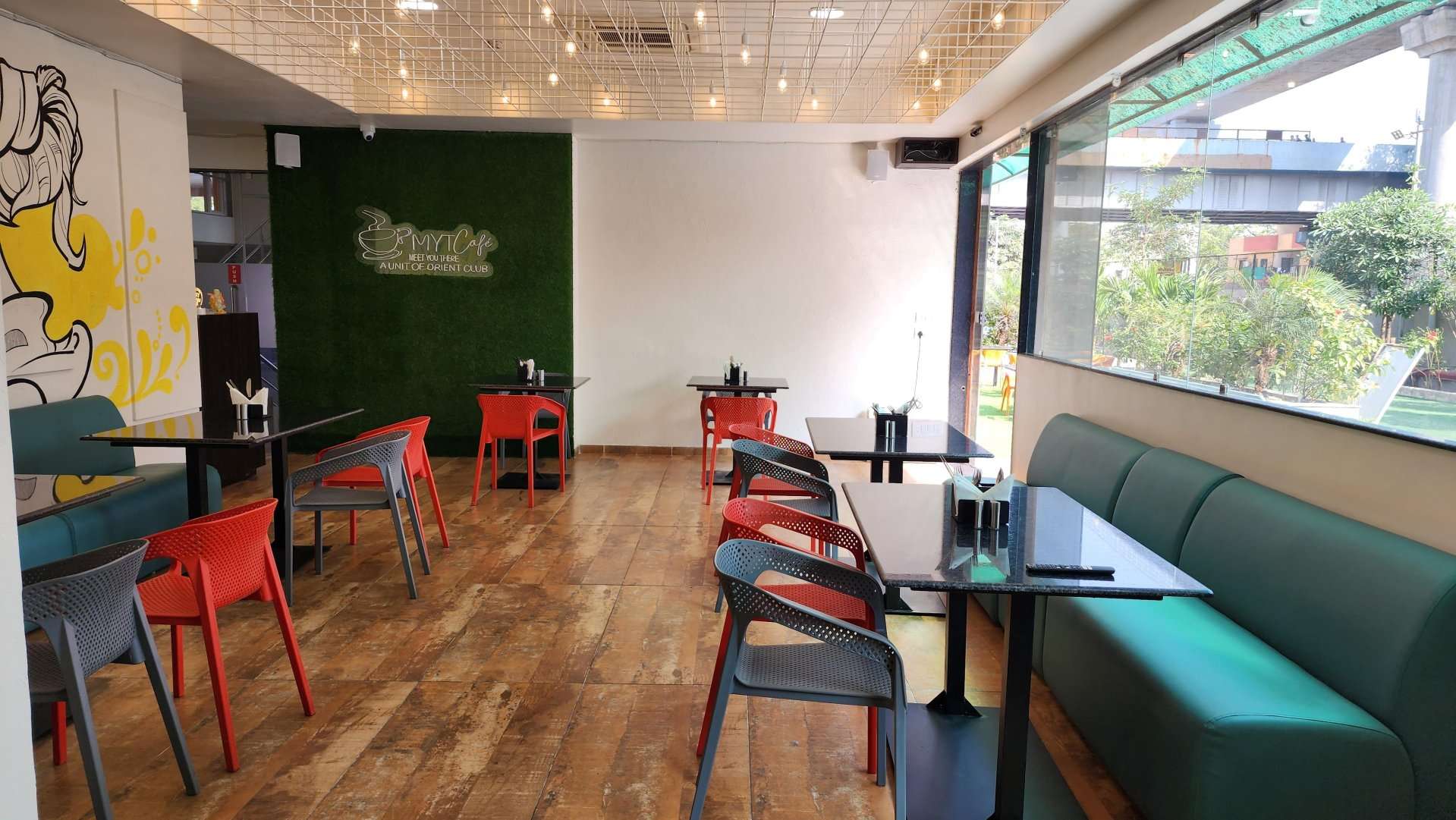 apricot hotel ahmedabad