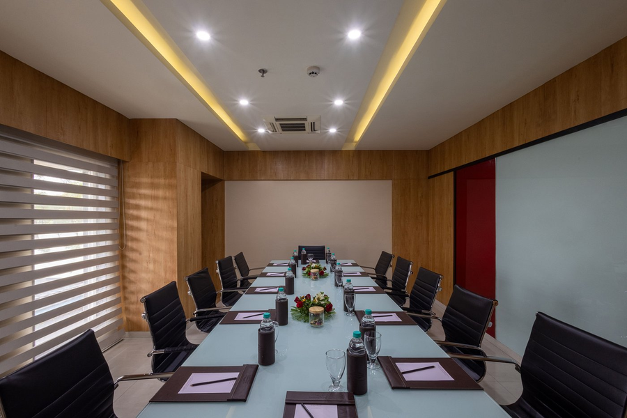 Hotel Anjushree,Pawapuri Colony,4 star