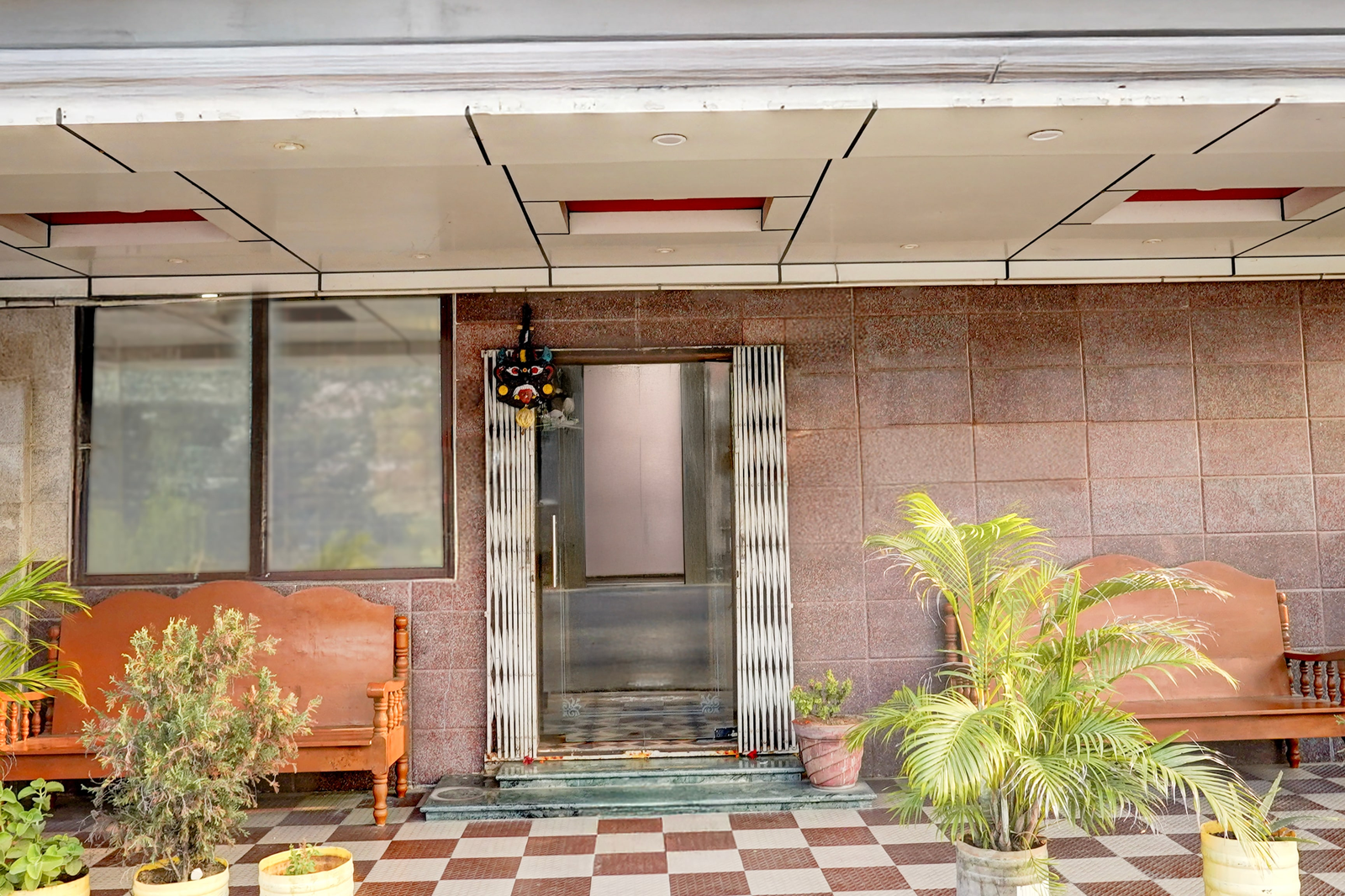 Super Collection O Karnampet Gate Formerly Kvs Residency,KATPADI, VELLORE,3 star