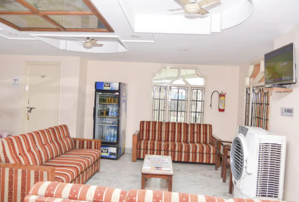 Hotel Bhavani Lodge,Malakpet,3 star