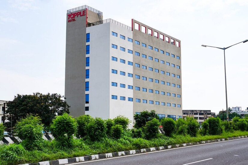 7 Apple Hotel Nashik,Rajiv Nagar,3 star