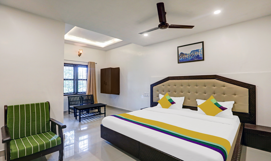 Itsy Hotels Regalia Grand, 500 Mtrs From Madikeri Fort,Madikeri>>Kodagu,3 star