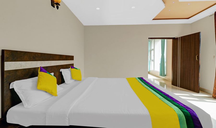Itsy Hotels Kattari Komforts, Chikmagalur,Indira Gandhi Road,3 star